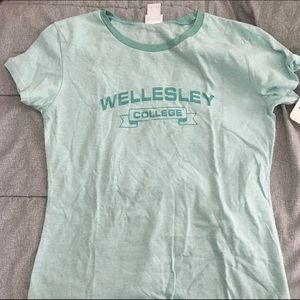 Wellesley College Ringer Tee XL Light green